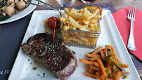 Plats et boissons du Restaurant Le Grillon à Morzine - n°1