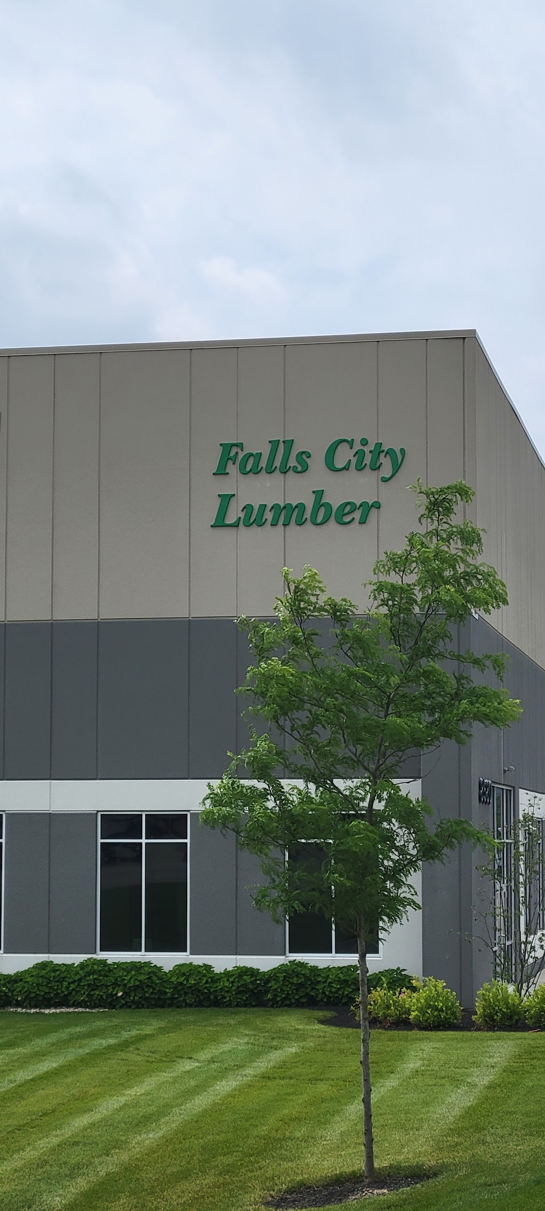 Falls City Lumber