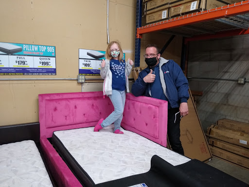 Furniture Store «American Freight Furniture and Mattress», reviews and photos, 3674 Kinsman Blvd, Madison, WI 53704, USA