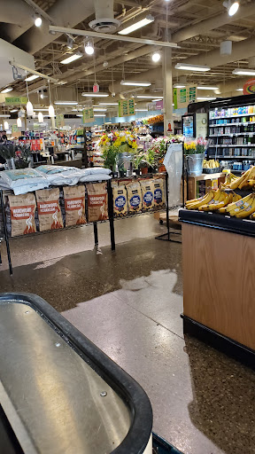 Grocery Store «Seward Community Co-op - Friendship Store», reviews and photos, 317 E 38th St, Minneapolis, MN 55409, USA