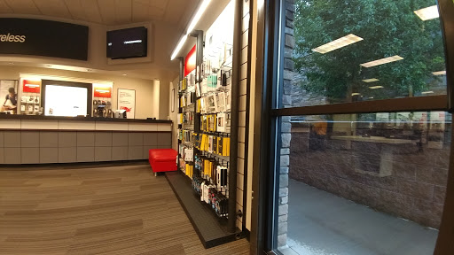 Cell Phone Store «Verizon», reviews and photos, 2241 Prairie Center Pkwy, Brighton, CO 80601, USA