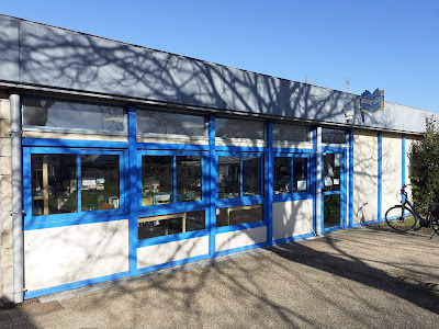 Bibliothèque Larmor-Baden à Larmor-Baden