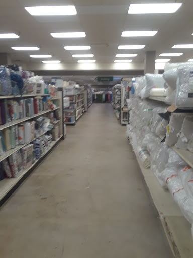 Discount Store «Bargain Hunt», reviews and photos, 250 John W Morrow Jr Pkwy #100, Gainesville, GA 30501, USA