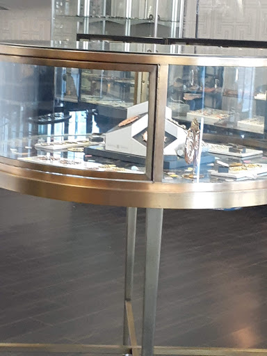 Body Piercing Shop «Deep Roots Tattoo and Body Piercing Alderwood», reviews and photos, 18920 28th Ave W, Lynnwood, WA 98036, USA