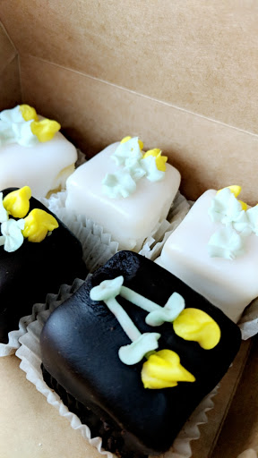 Bakery «Pastry Shop», reviews and photos, 2560 Dauphin St, Mobile, AL 36606, USA