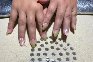 New Apple Nails & Spa image