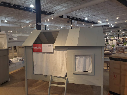 Shopping Mall «Furniture Row Shopping Center», reviews and photos, 1334 N Eastgate Ave, Springfield, MO 65802, USA