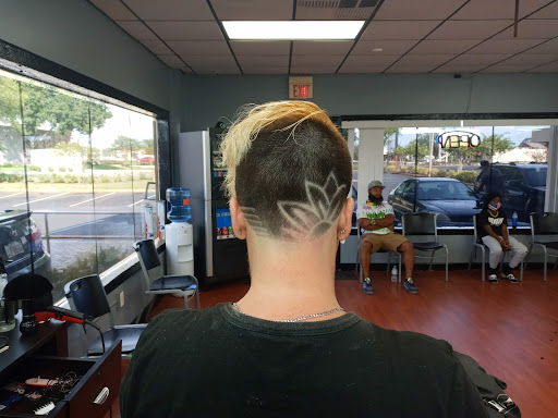 Barber Shop «Classics Barber Shop», reviews and photos, 30561 US Hwy 19 N, Palm Harbor, FL 34684, USA