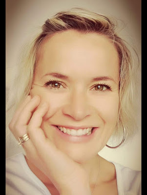 Céline NOE , Praticienne en Hypnose Ericksonienne et Sophrologue certifiée RNCP à Saint-Loubès