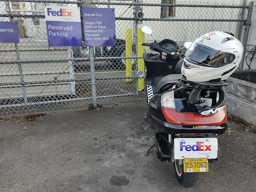 Mailing Service «FedEx Freight», reviews and photos, 3505 E 17th Ave, Eugene, OR 97403, USA