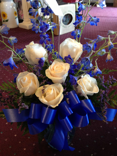 Florist «Old Town Flowers and Gifts», reviews and photos, 79 Main St NW b, Lilburn, GA 30047, USA