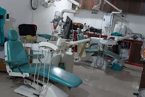 Vimal Dental Clinic And Trauma Center image