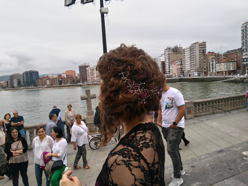 Información y opiniones sobre Olga y Javier Peluqueros de Gijón