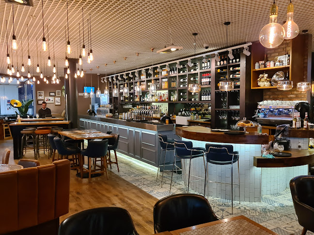 All Bar One Edinburgh Airport - Pub