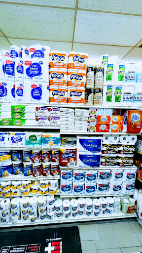 Grocery Store «Lake Village Market», reviews and photos, 904 Johnson Ave, Ronkonkoma, NY 11779, USA