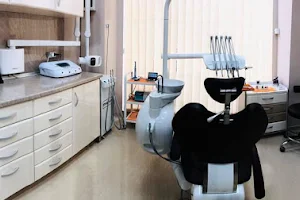 Дентална Клиника | Зъболекар | Family Dental Care image