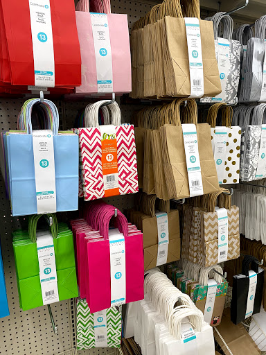 Craft Store «Michaels», reviews and photos, 46301 Potomac Run Plaza, Sterling, VA 20164, USA