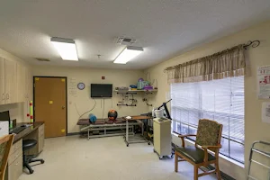 Legend Oaks Healthcare and Rehabilitation Center of Gladewater image