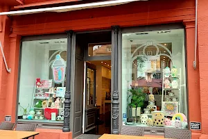 Ornée Store & Café image