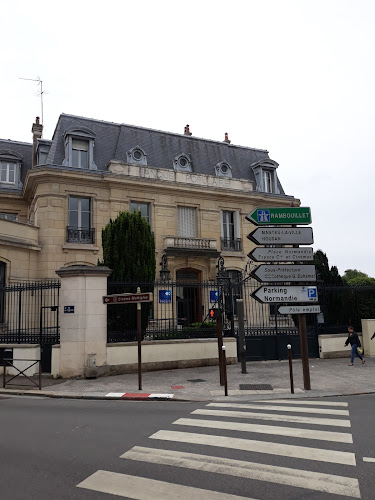 Banque Populaire Val de France à Mantes-la-Jolie