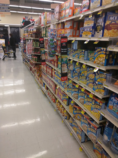 Grocery Store «Jewel-Osco», reviews and photos, 7329 Cass Ave, Darien, IL 60561, USA