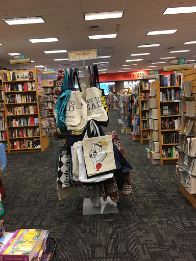 Book Store «Books-A-Million», reviews and photos, 100 Viewmont Dr, Scranton, PA 18508, USA