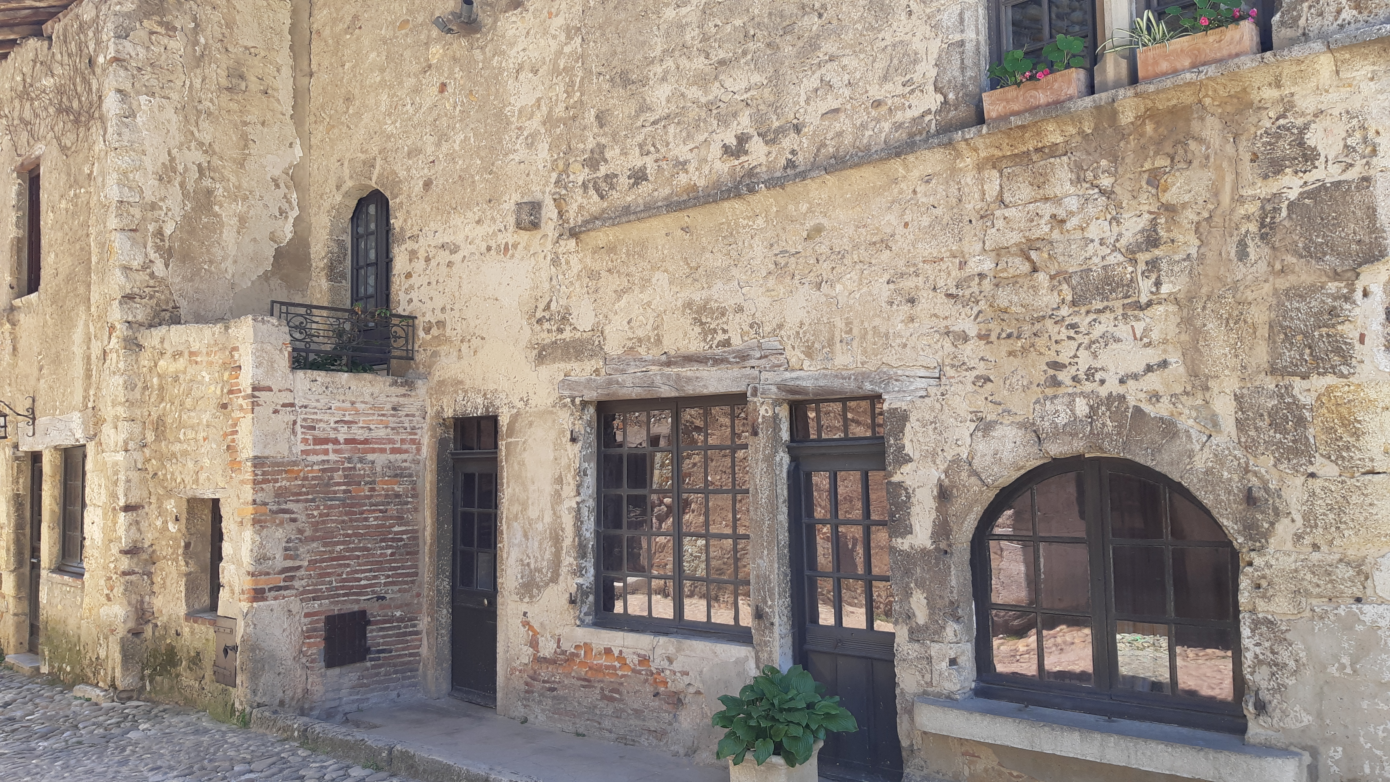 Photo n° 2 de l'avis de Avi. fait le 05/06/2019 à 04:52