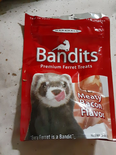 Pet Supply Store «Pet Supplies Plus», reviews and photos, 2621 S Telegraph Rd, Dearborn, MI 48124, USA