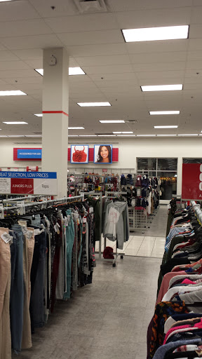 Clothing Store «Burlington Coat Factory», reviews and photos, 6120 Northwest Hwy, Crystal Lake, IL 60014, USA