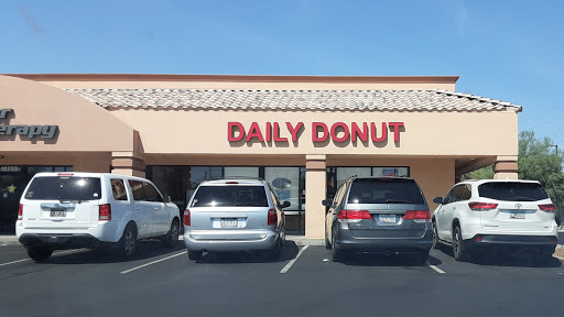 Donut Shop «Daily Donuts», reviews and photos, 10725 W Indian School Rd, Avondale, AZ 85392, USA