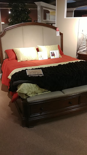 Furniture Store «The Furniture Mart - Shakopee», reviews and photos, 4270 12th Ave E, Shakopee, MN 55379, USA