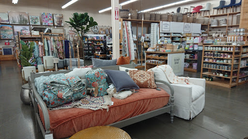 Furniture Store «Cost Plus World Market», reviews and photos, 13990 NE Mill Pl, Woodinville, WA 98072, USA
