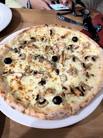 Pizza du Restaurant italien Le Oulala | Restaurant Halal Paris - n°14