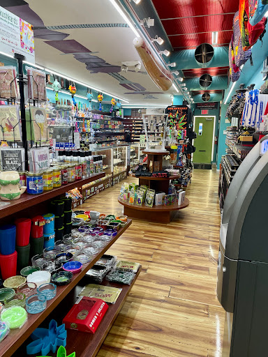 Tobacco Shop «Brickell Smoke Shop», reviews and photos, 13 SW 7th St, Miami, FL 33130, USA