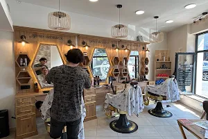 Yous barber image