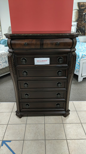 Furniture Store «Badcock Home Furniture & More», reviews and photos, 4423 Cherry Rd, West Palm Beach, FL 33409, USA