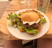 Hamburger du Restaurant méditerranéen La Voile de Cavalière à Le Lavandou - n°4