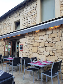 Atmosphère du Restaurant français Auberge le Colombier à La Roque-Gageac - n°10