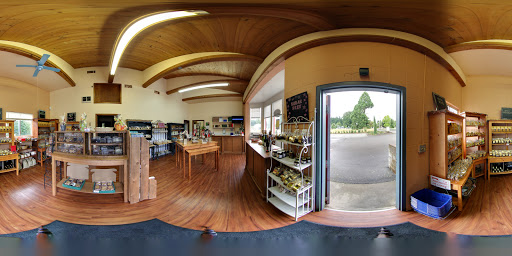 Farm «Pacific Hazelnut Farms & Candy Factory», reviews and photos, 14673 Ottaway Rd NE, Aurora, OR 97002, USA