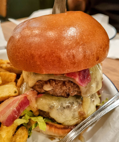 Comments and reviews of Honest Burgers Cardiff