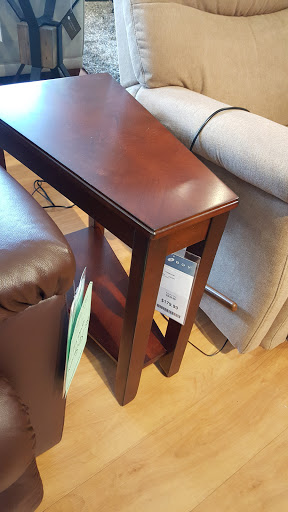 Furniture Store «La-Z-Boy Furniture Galleries», reviews and photos, 19230 Alderwood Mall Pkwy #180, Lynnwood, WA 98036, USA