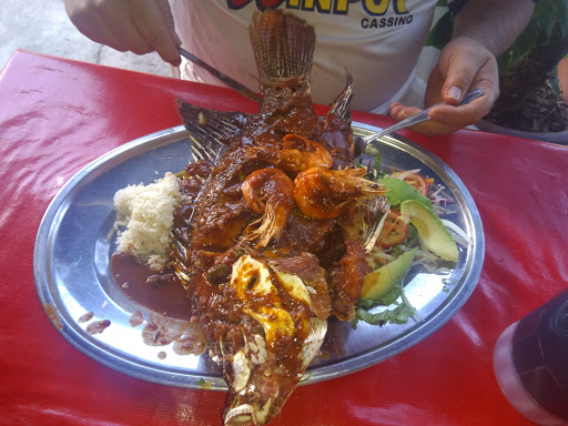Restaurante especializado en ikan bakar Naucalpan de Juárez