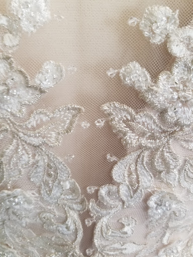 Bridal Shop «Divas Closet Bridal Boutique», reviews and photos, 1034 Merriam Ln, Kansas City, KS 66103, USA