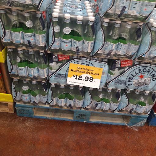 Grocery Store «Grocery Outlet Bargain Market», reviews and photos, 1535 S Novato Blvd, Novato, CA 94947, USA