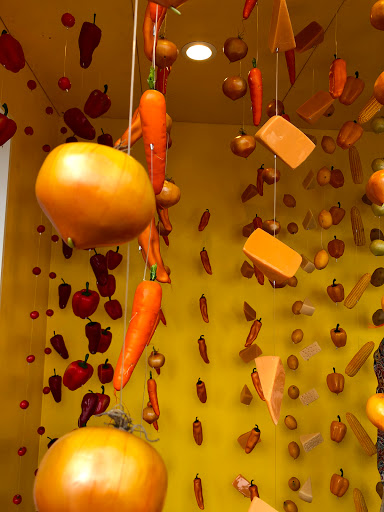 Shopping Mall «Abbot Kinney BLVD Shopping», reviews and photos, Navarre Ct, Venice, CA 90291, USA