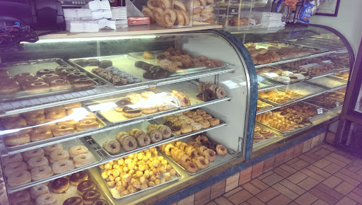 Donut Shop «Happy Donuts», reviews and photos, 940 San Pablo Ave, Albany, CA 94706, USA