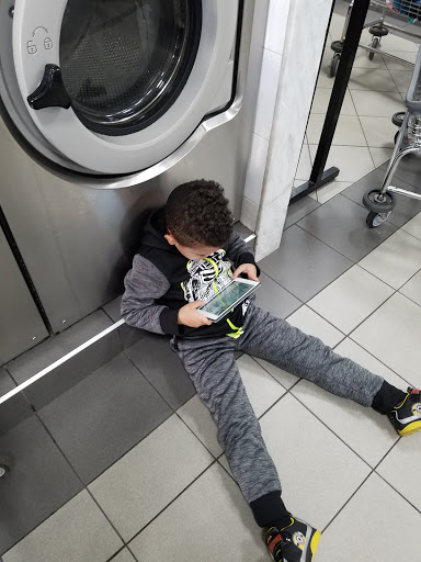 Laundromat «Drop A Load Laundromat», reviews and photos, 350 W St Georges Ave, Linden, NJ 07036, USA