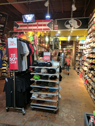 Gift Shop «SPENCER GIFTS», reviews and photos, 2901 S Capital of Texas Hwy, Austin, TX 78746, USA