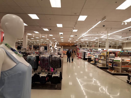 Department Store «Target», reviews and photos, 2112 W Peterson Ave, Chicago, IL 60659, USA