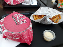 Plats et boissons du Restaurant de hamburgers Jean Burger, le Corner à Limoges - n°10